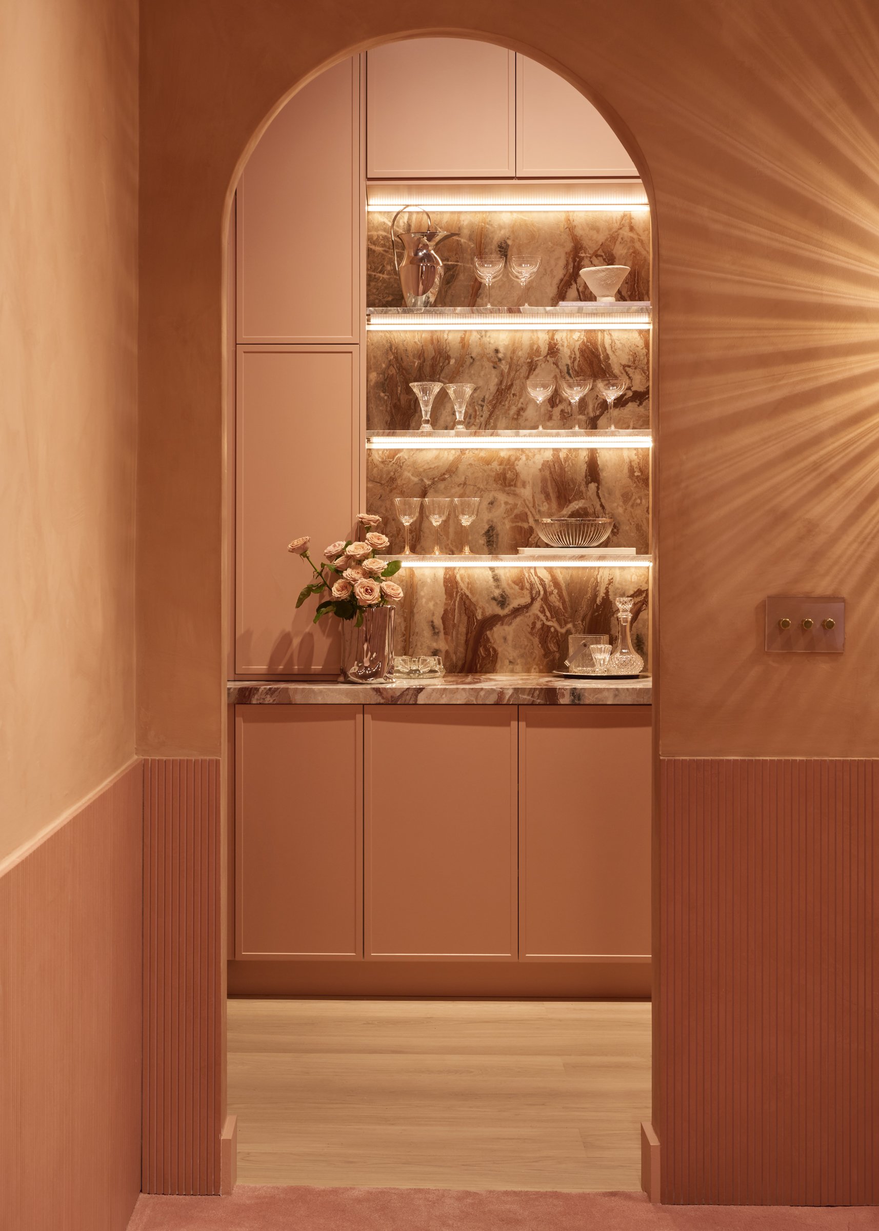 1048_Pandora_PR_Salon_S09_0227.jpg