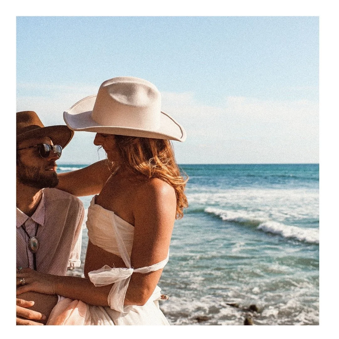 My lil darlin&rsquo; 🤠🌊
&bull;
&bull;
Photos / Dress / Steez by the talented @aubriele @southofwestbridal