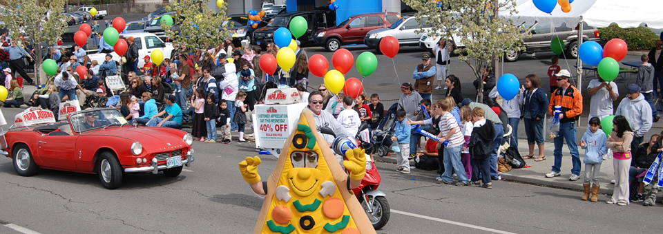 Quester Float at Pear Blossom Parade