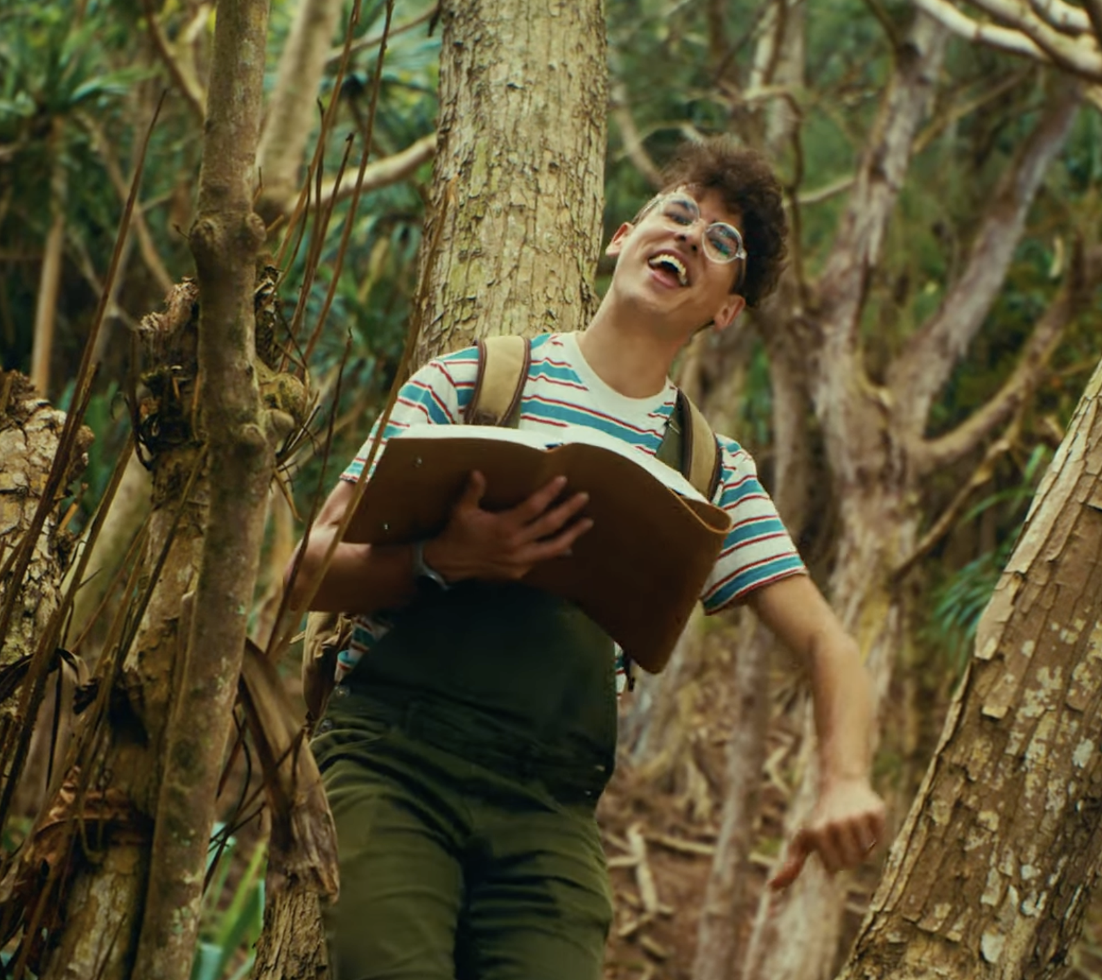 The Quester holding the bible and singing Psalm 1