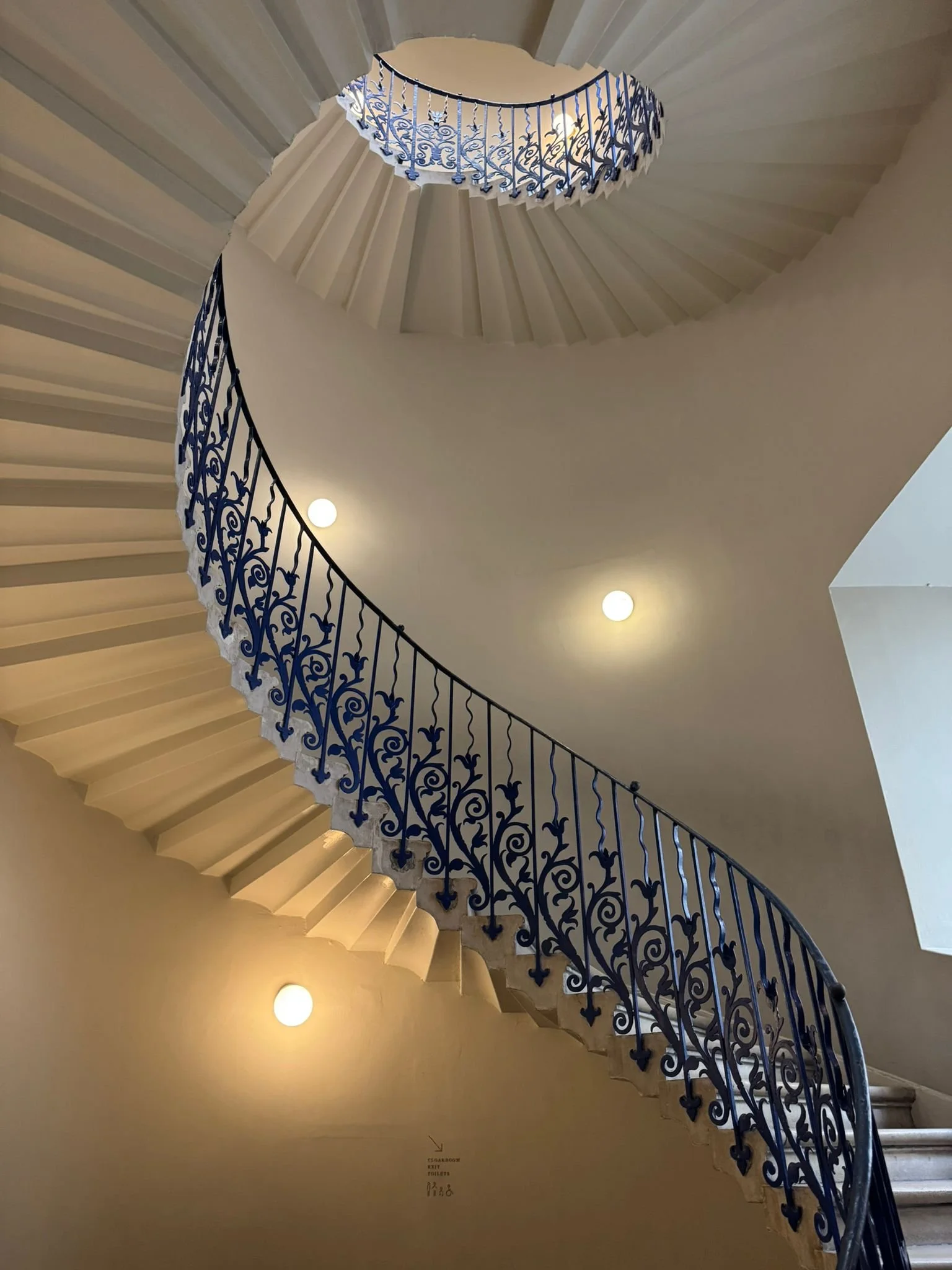 WhatsApp Image 2025-11-18 at 19.18.51.jpeg