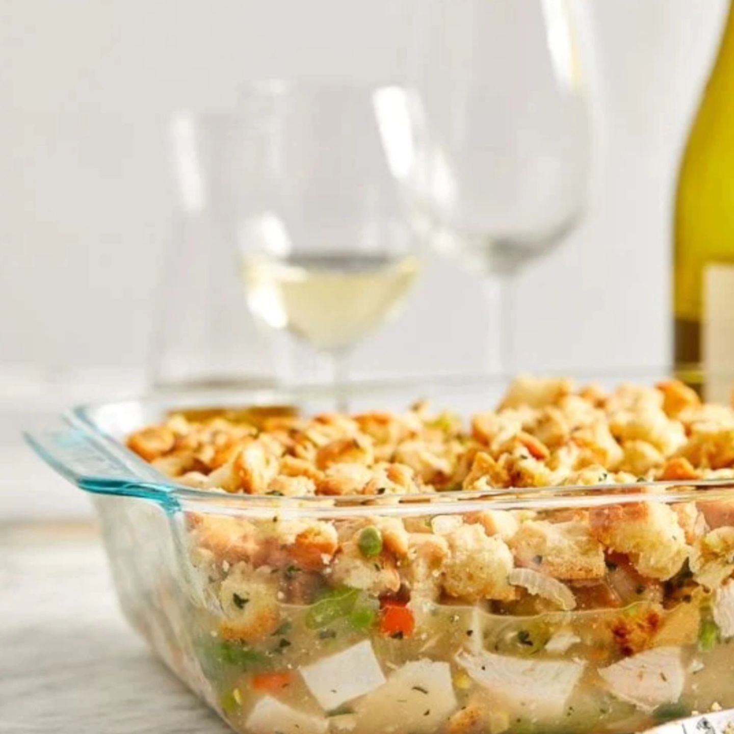 It&rsquo;s that time of year where everyone feels like they are going to derail their fitness and nutrition goals if they indulge in the holiday festivities. This month, we will be sharing macro friendly holiday recipes that you can add to your usual