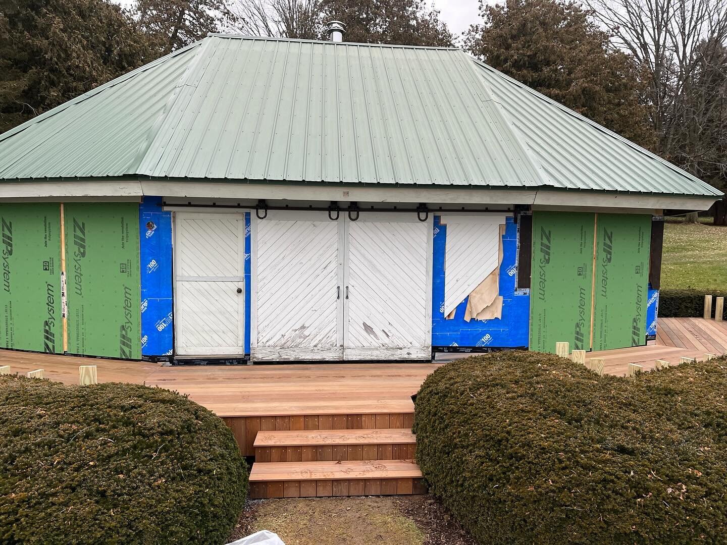 The boathouse, a project to replace the sliding glass doors and old deck.  Not only was there a good amount of rot to address, the old deck was poorly framed.  Before the new deck was framed, the existing structure at the large framed openings was le
