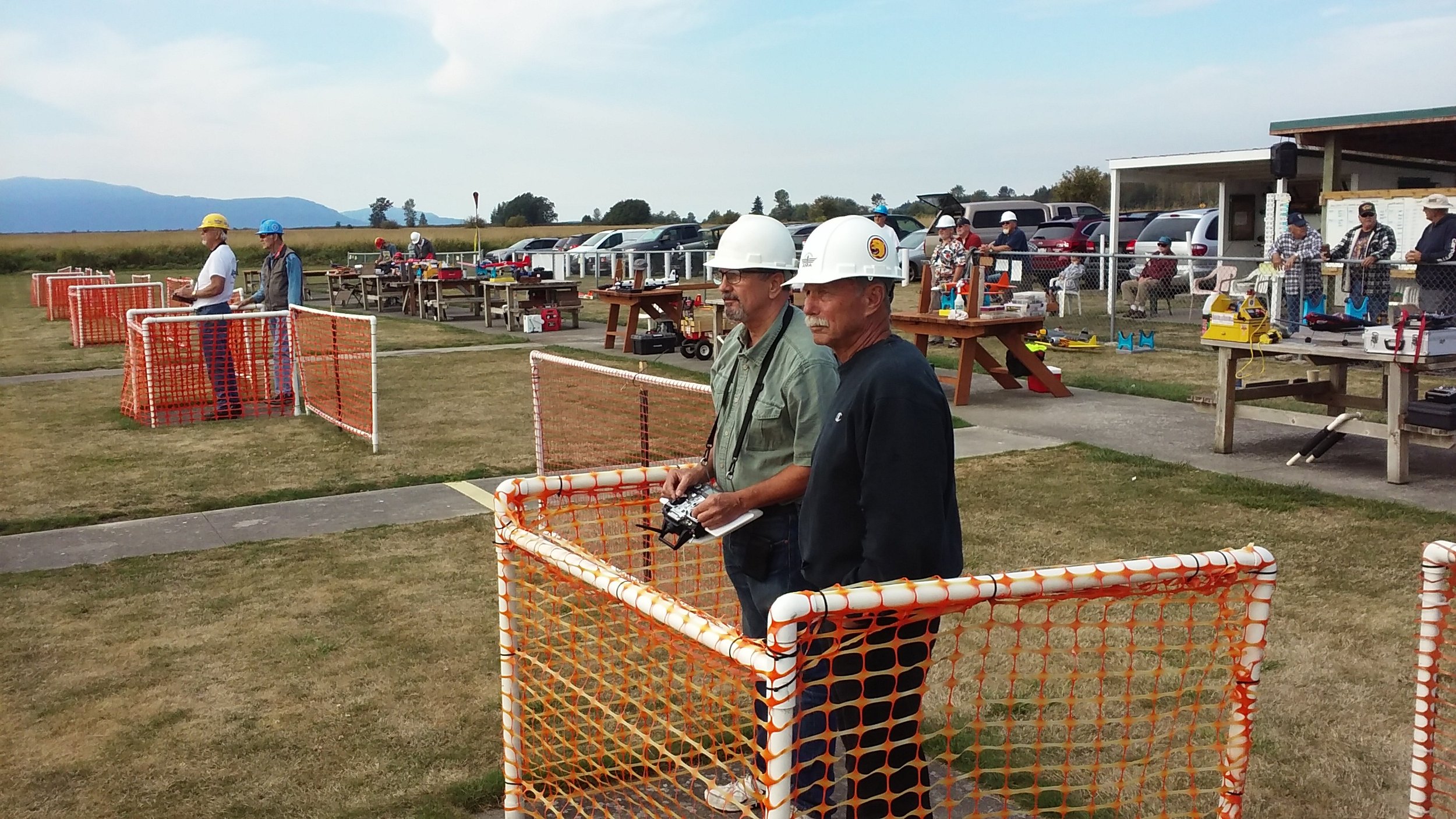 Jay as spotter and John Kirby pilot rounds the pylons.jpg