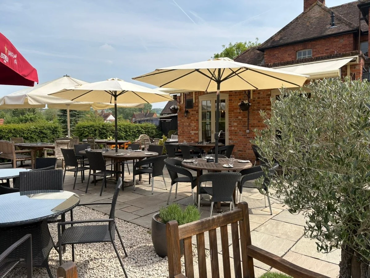 A rare quiet moment before lunch service! 😆

We have loved seeing your reaction to all of our new dishes this weekend! The Garden has been buzzing with all of you enjoying the sunshine&hellip; we hope it will make another appearance soon 🌥️

#Henle