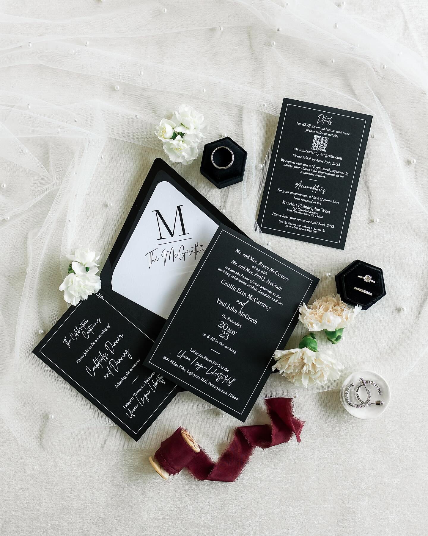 Dressed in love, their story unfolds in black and white!!
.
.
 📸: @rbetsonphoto_weddings 
.
.
#monochromemagic #loveinblackandwhite #monochrome #monochromelove #stationery #stationerydesign #monochromestationery #weddingstationery #stationeryaddict 