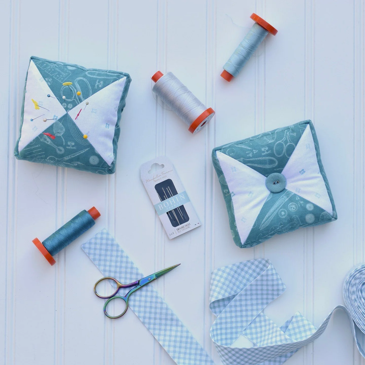 In case you missed it - this month's tutorial is for these cute pincushions!! ⁠
⁠
They're a great use for your most treasured scraps and the perfect gift to make for your sewing friends!!⁠
⁠
Find out all of the details on my website or comment TUTORI