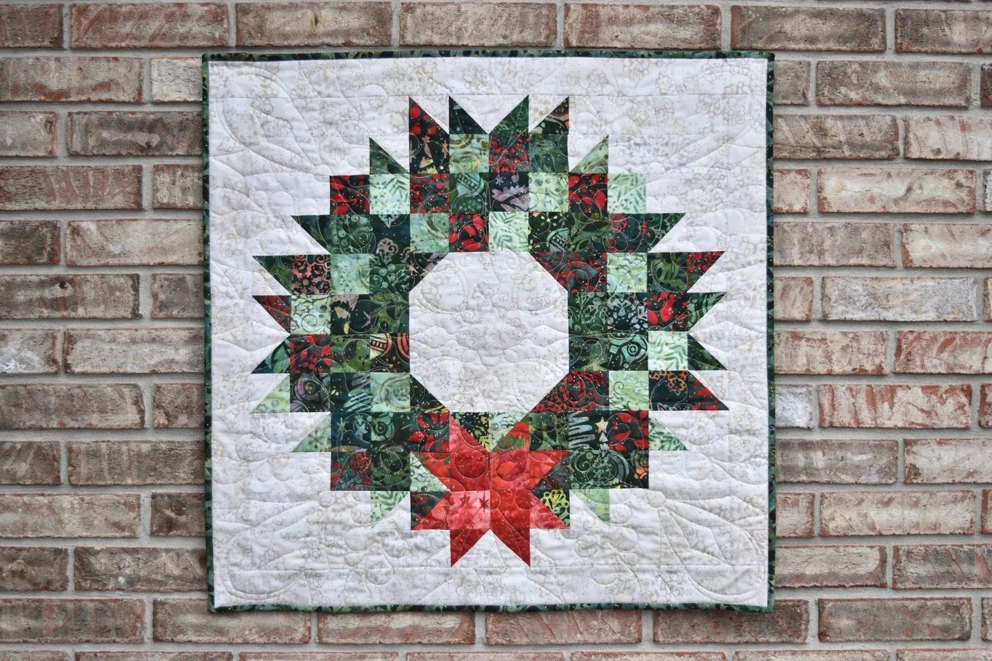 Today's the day - the Jolly Holiday Wreath pattern is now available to EVERYONE!! You can purchase either PDF or paper format in the shop.⁠
⁠
Comment SHOP and I'll send you a direct link.⁠
⁠
Time to start planning your holiday sewing 🎄