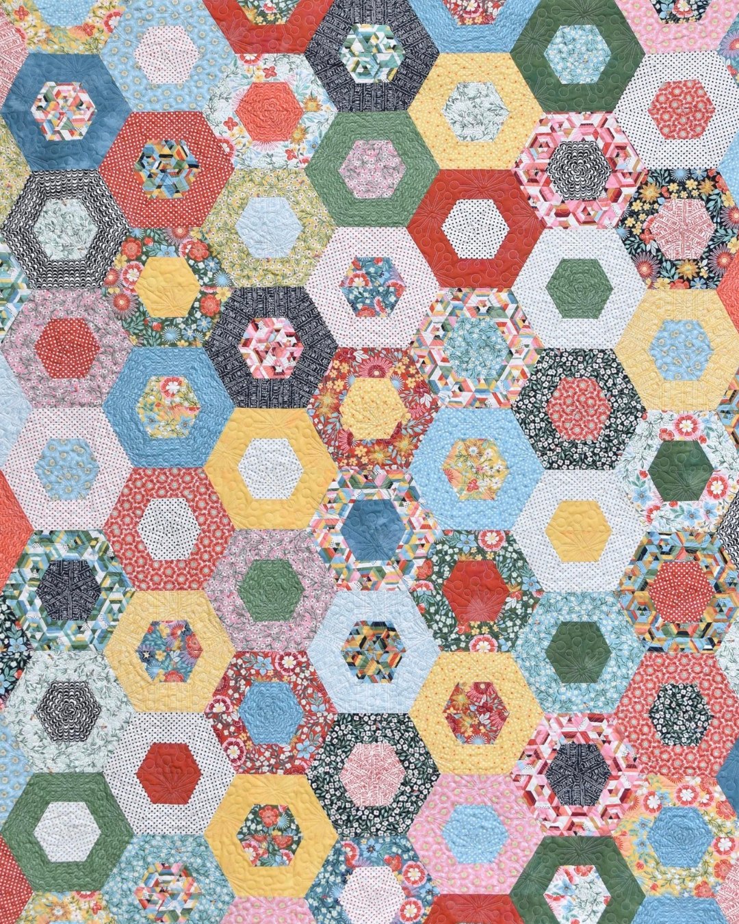 What do these quilts have in common?⁠
⁠
I'm glad you asked!⁠
✅ Free Patterns⁠
✅ Jelly Roll Friendly⁠
✅ On my blog⁠
⁠
Happy sewing!