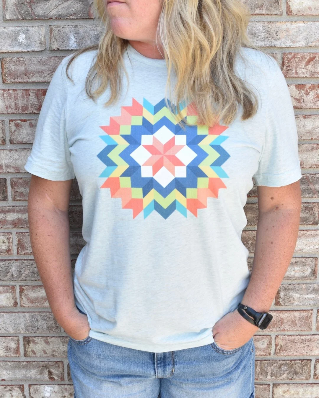 When you love your quilt so much that you make a Tee😍⁠
⁠
Swipe for the quilt that started it all! Radiance is one of my favorite patterns, I just love how big and bold the design is!⁠
⁠
You can find this pattern &amp; the tee in my shop. Comment SHO