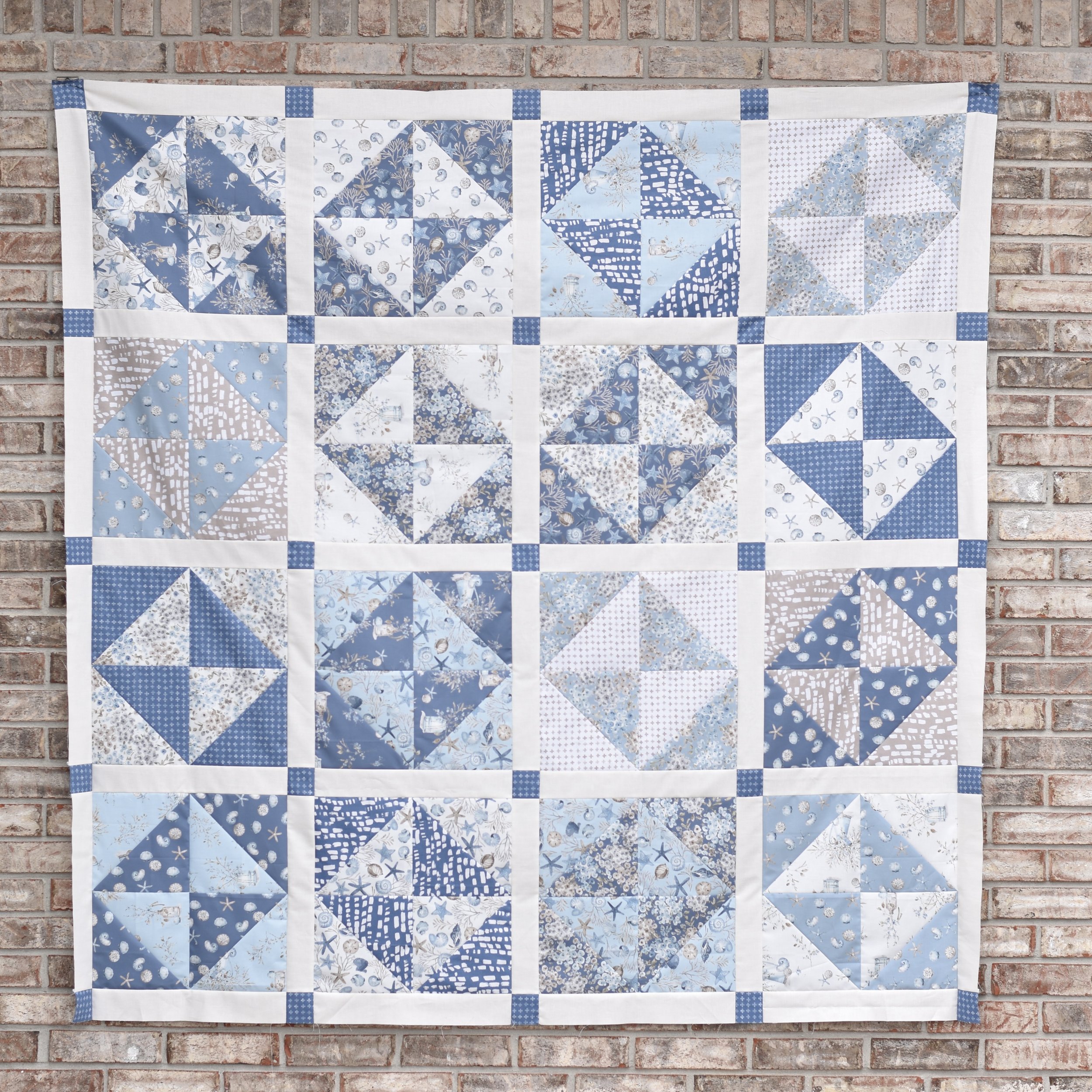 Double Square Quilt {fat quarter quilt tutorial} — Material Girl Quilts