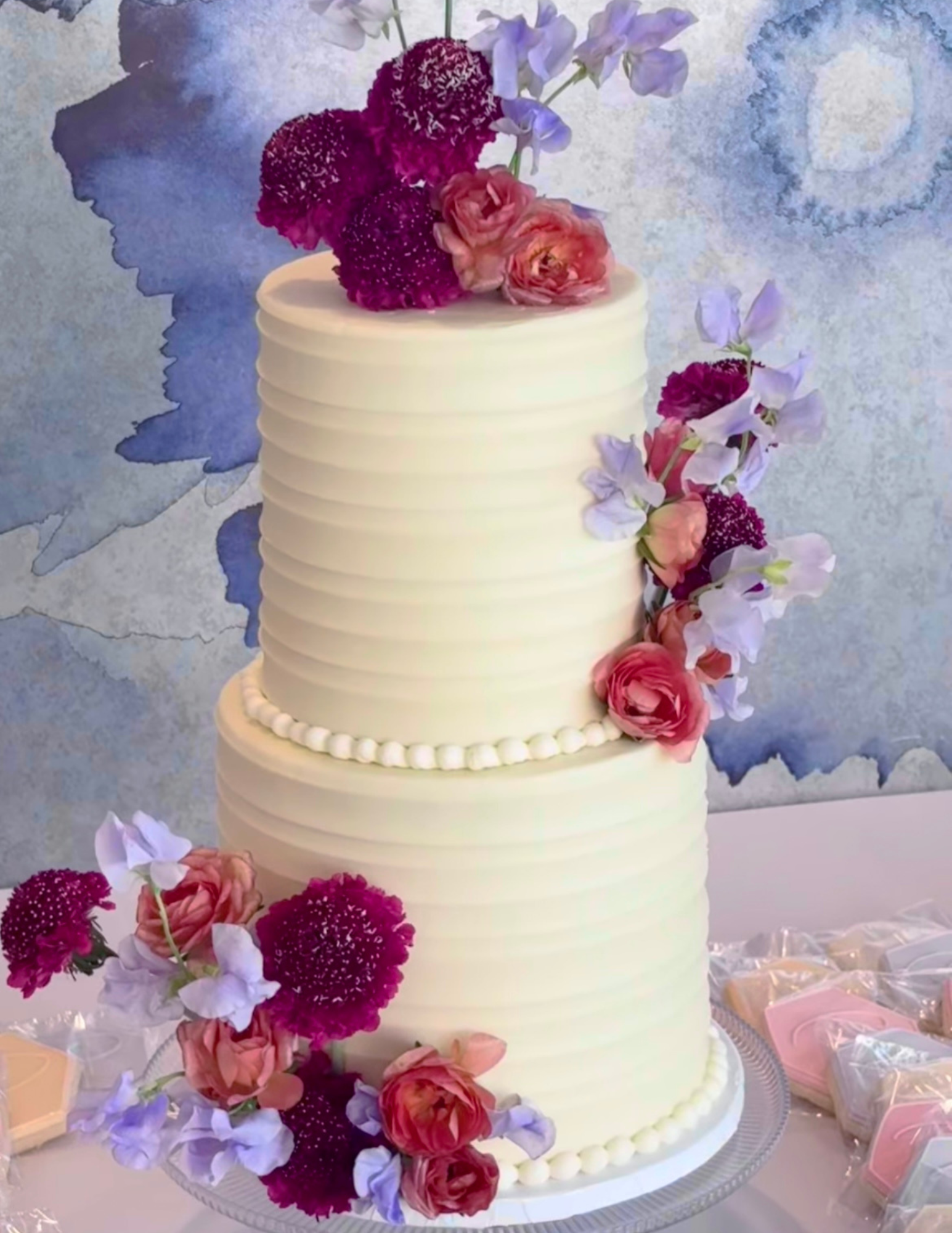 SIGNATURE COMB 2-TIER