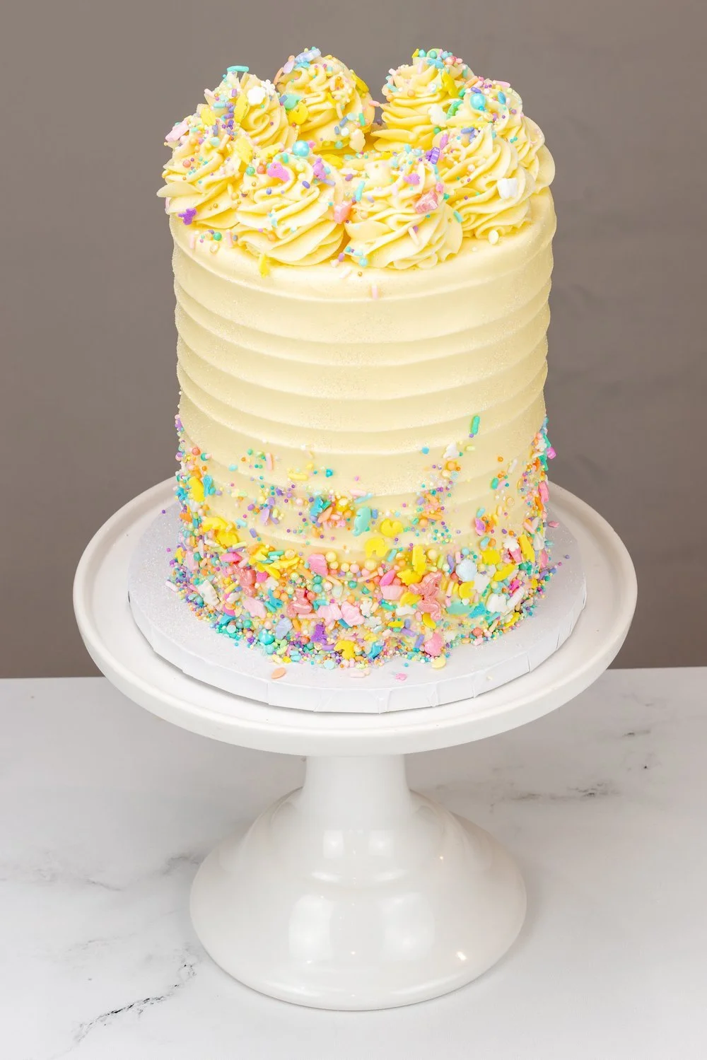 SIGNATURE COMB CAKE