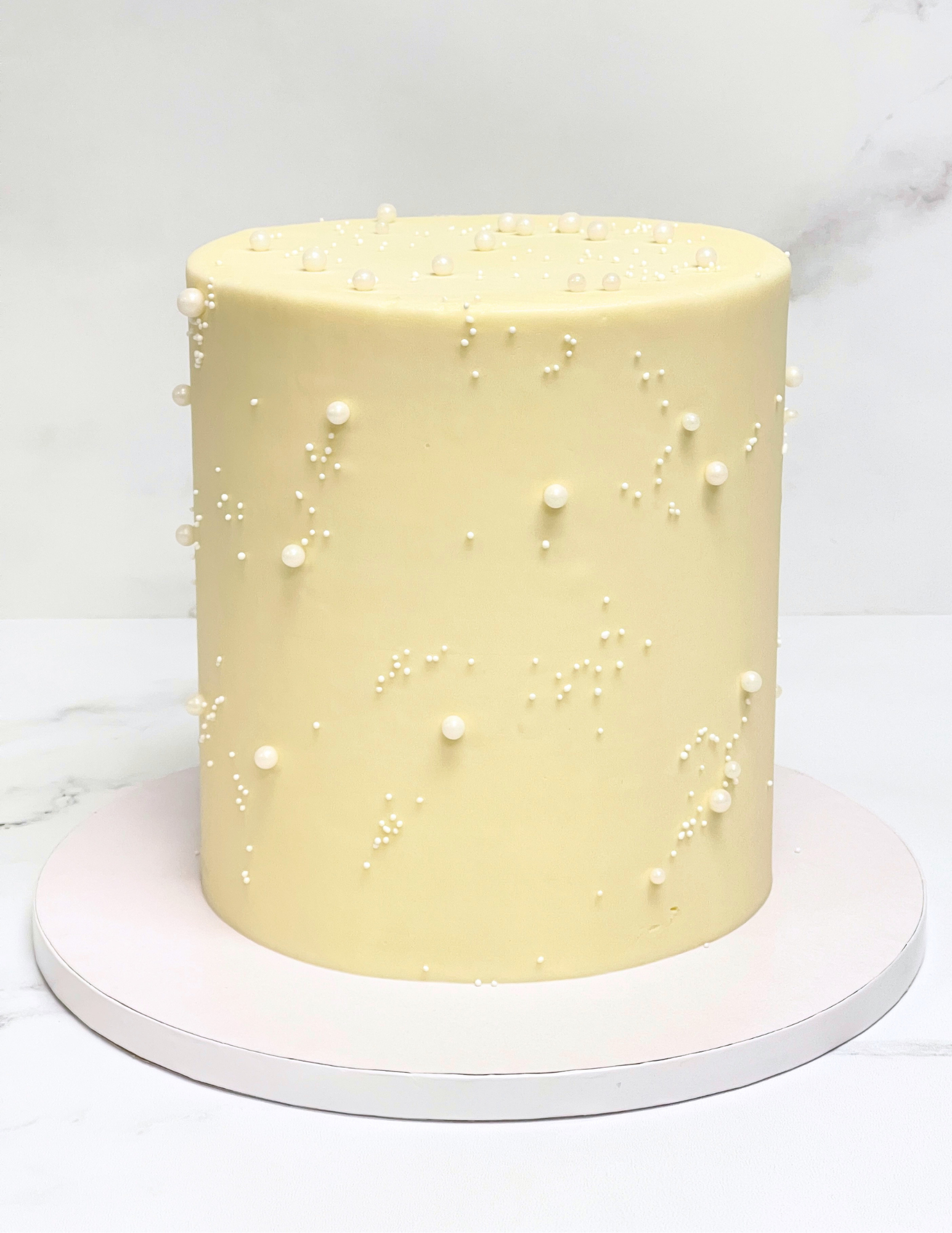 DRIPPING IN PEARLS SINGLE TIER