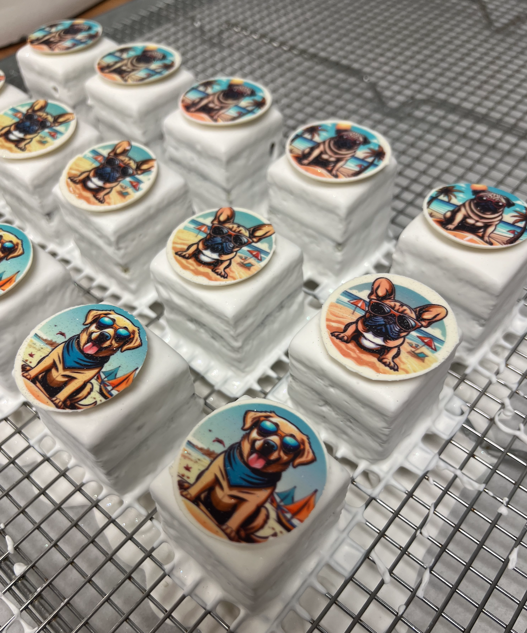 Dog Days Petit Fours.png