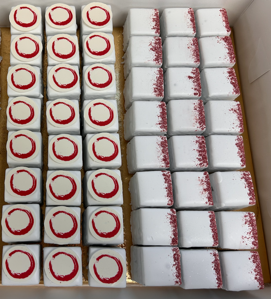 O Group Petit Four.png