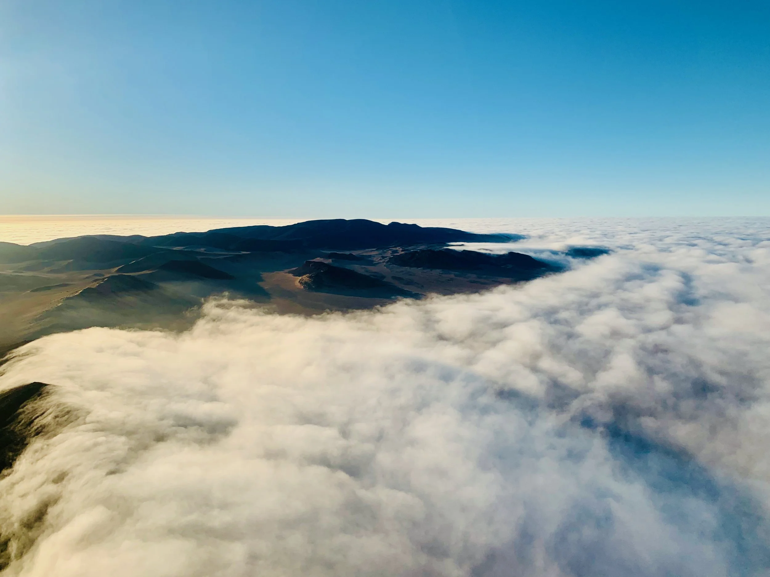 Messum Crater paramotoring