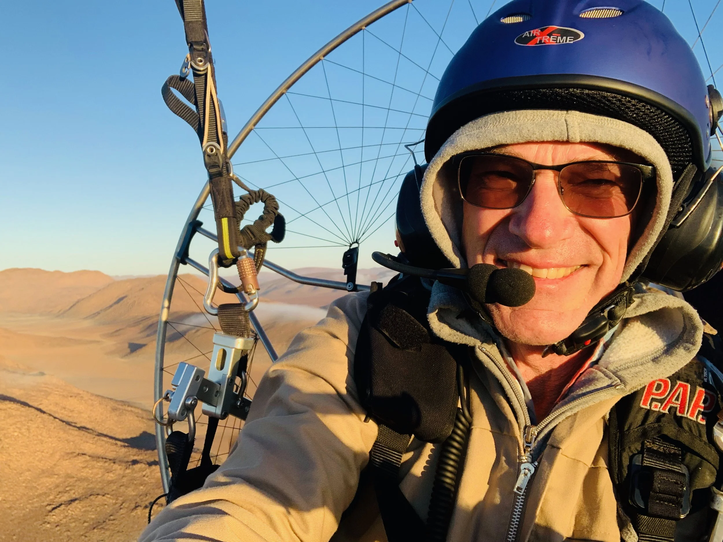 Messum Crater paramotoring