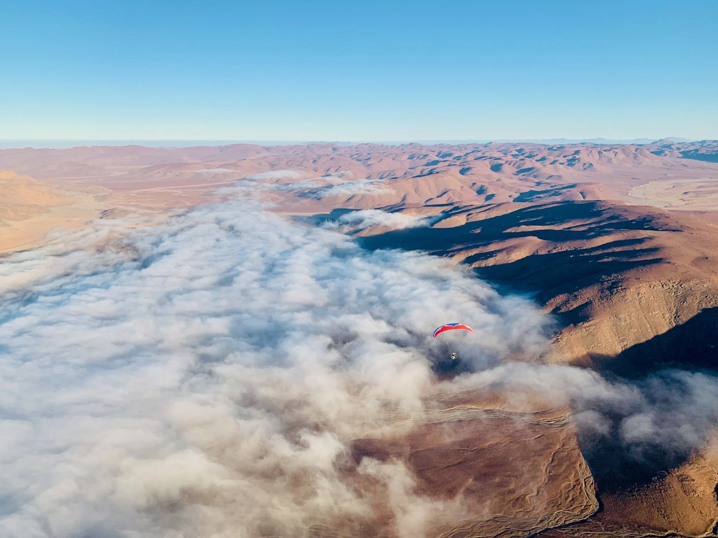 Messum Crater paramotoring