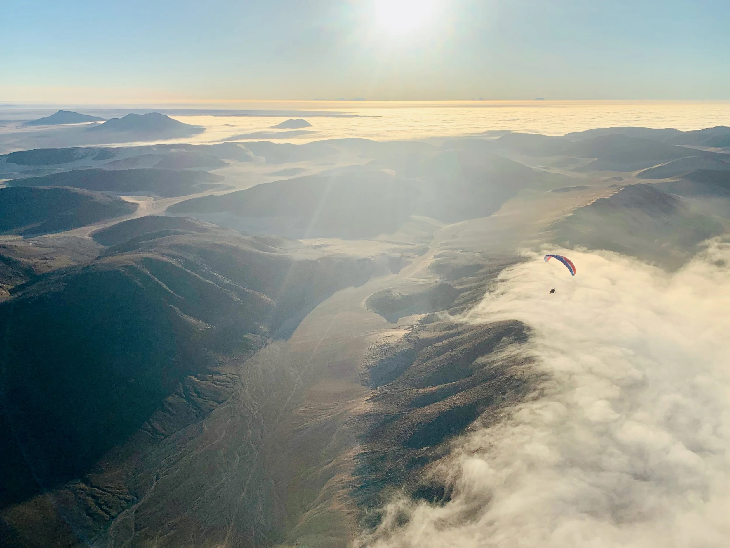 Messum Crater paramotoring