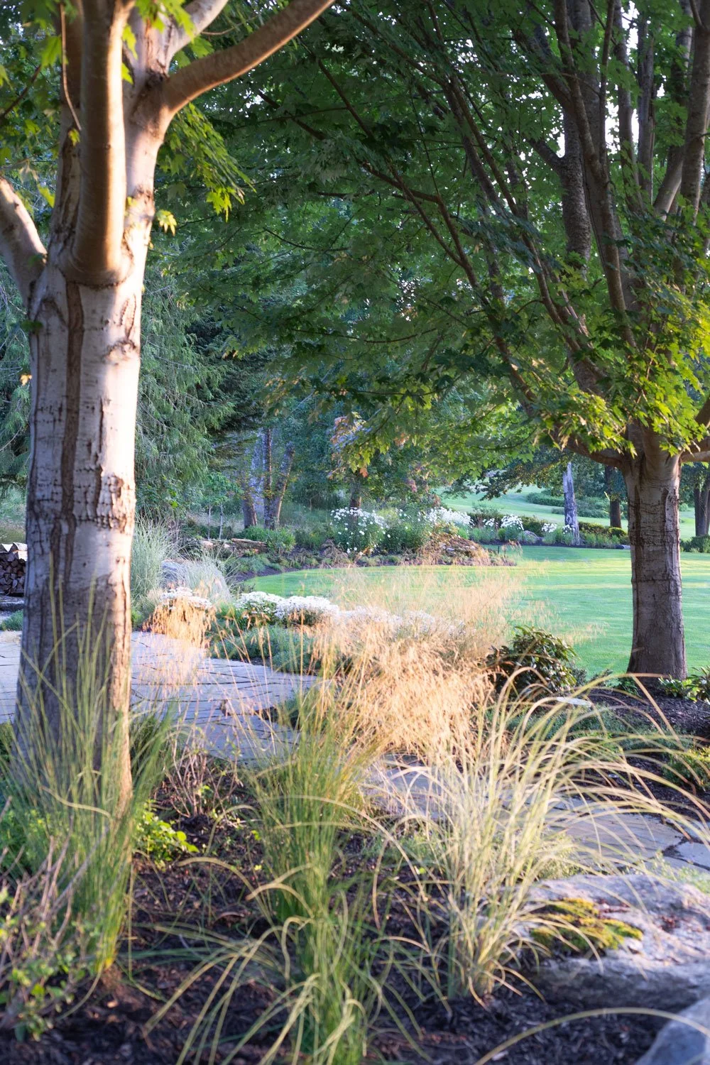 lawn-estate-landscape.jpg