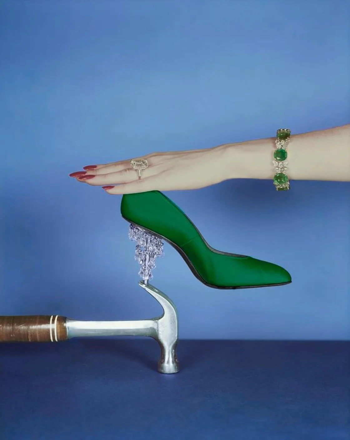 The Chandelier Heel by Delman from 1956 💎 

First image by Richard Rutledge. Second and fourth images taken at a fashion show in London in 1957. Photographers unknown. Third images are via the Philadelphia Museum of Art.