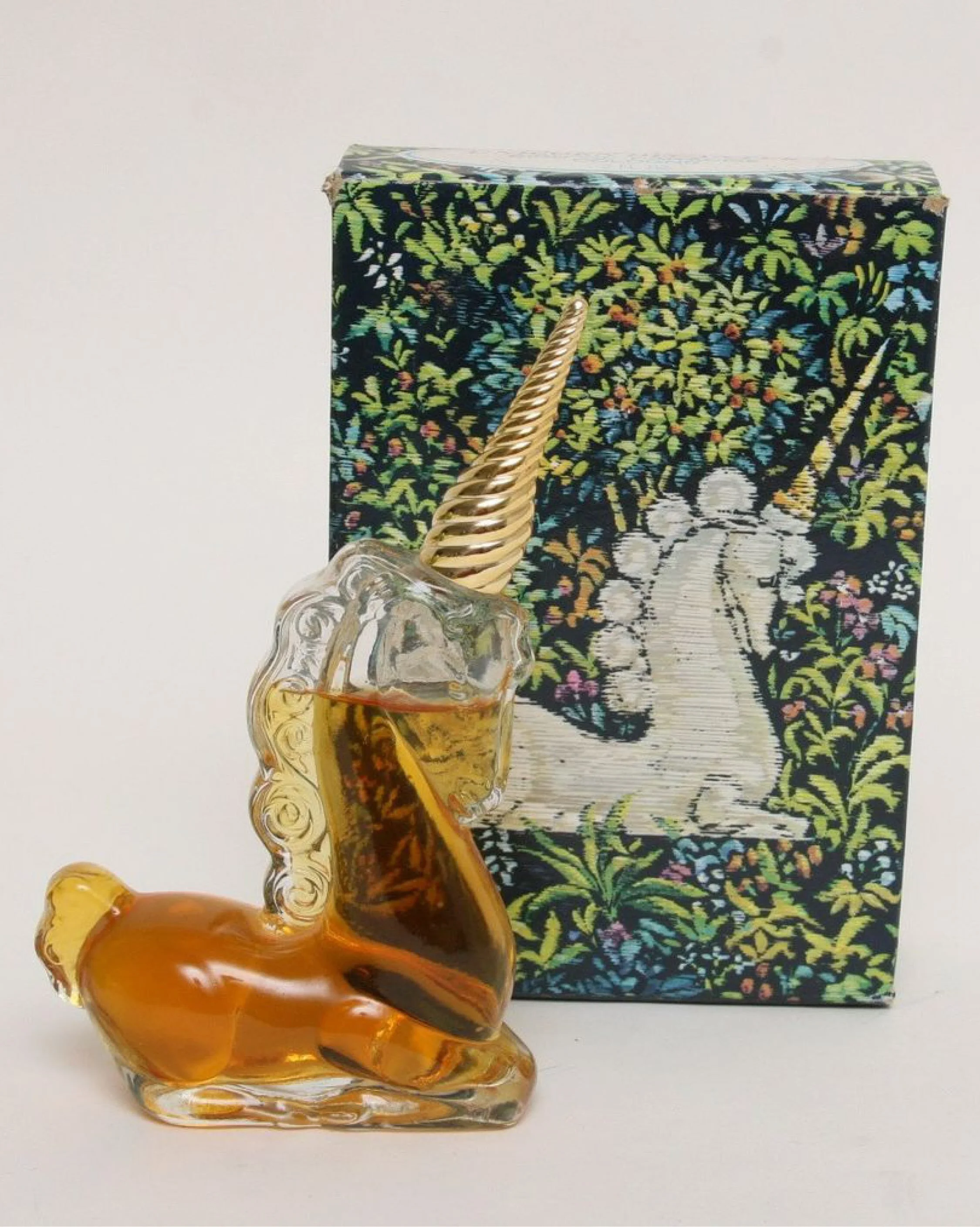Vintage Avon Perfume &amp; Cologne Bottles 🏰🦢🥀🦋🐇🔔🍓🧸🍎🐌👒🐩