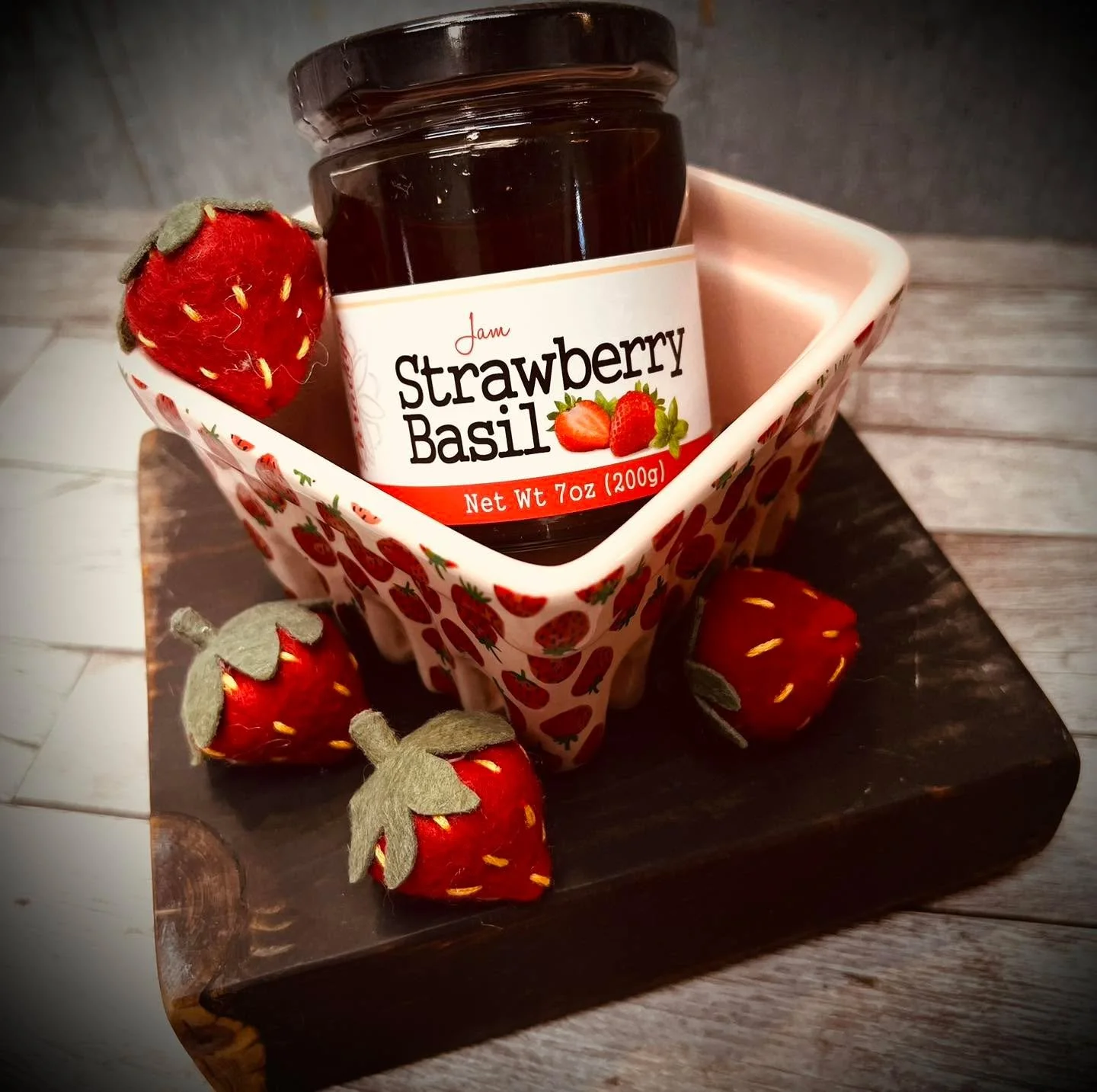 Strawberry season has a way of making everything feel a little sweeter. 🍓

Fresh jams, kitchen treats, tea towels, candles, gifts, and all the little things that belong in a slow summer afternoon &mdash; come wander awhile at  Meraki Boutique ❤️