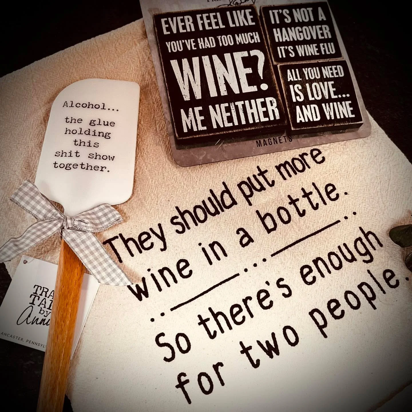 A little wine, a little chaos, a little &ldquo;I can absolutely repot this plant right now.&rdquo; 🍷

#wine #vino #wein #vin