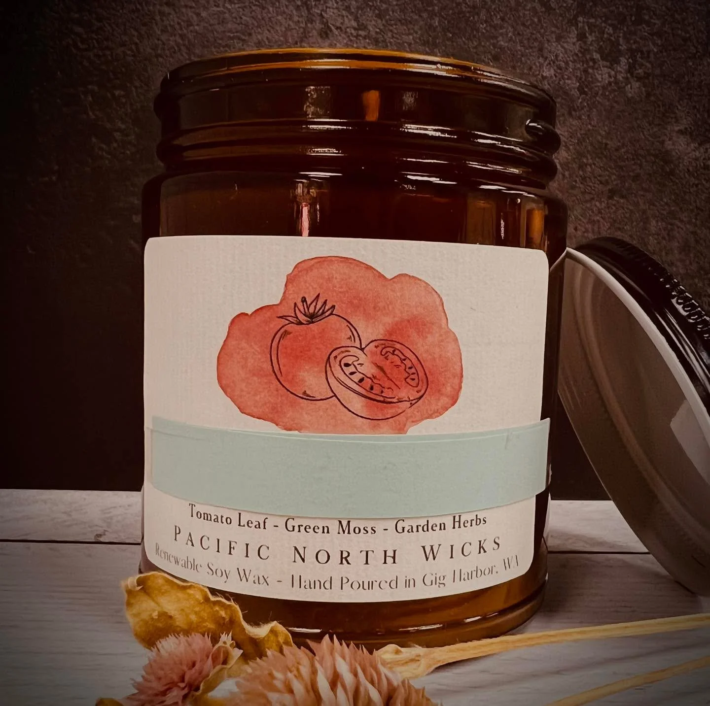 🕯️ Guess the Candle Name 🕯️

Wrong answers only. 😏

What do you think this candle is called? 

Drop your funniest guesses below! 👇😂
