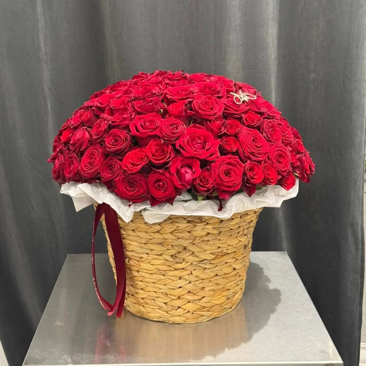 150 Roses in a basket