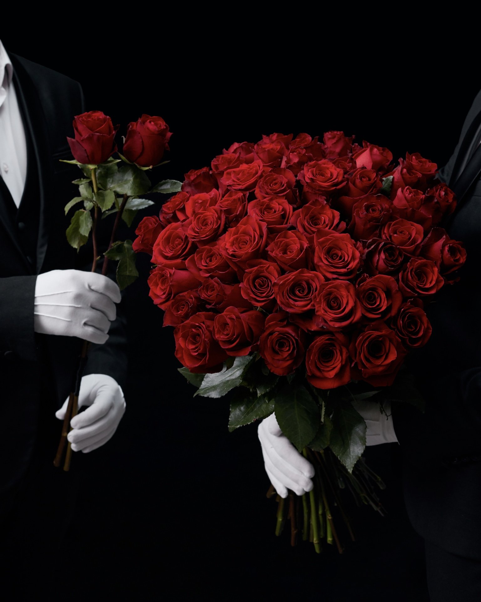 Mourning Bouquet of Roses with black ribbon