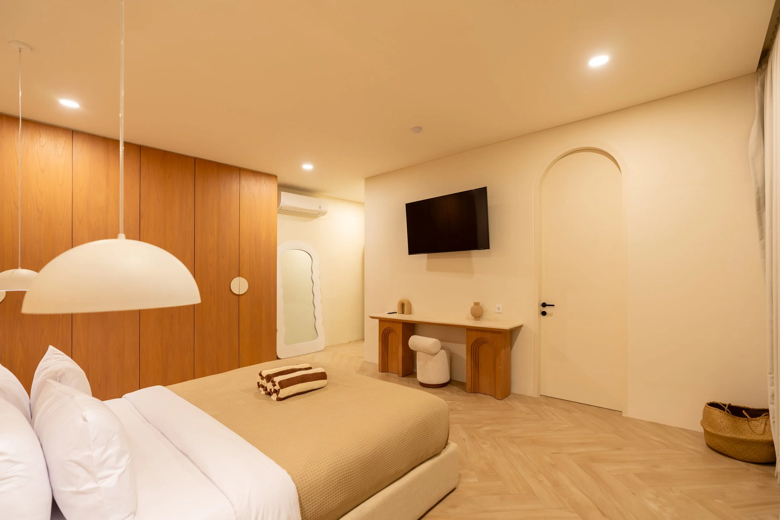 WMN04776-HDR (1).jpg