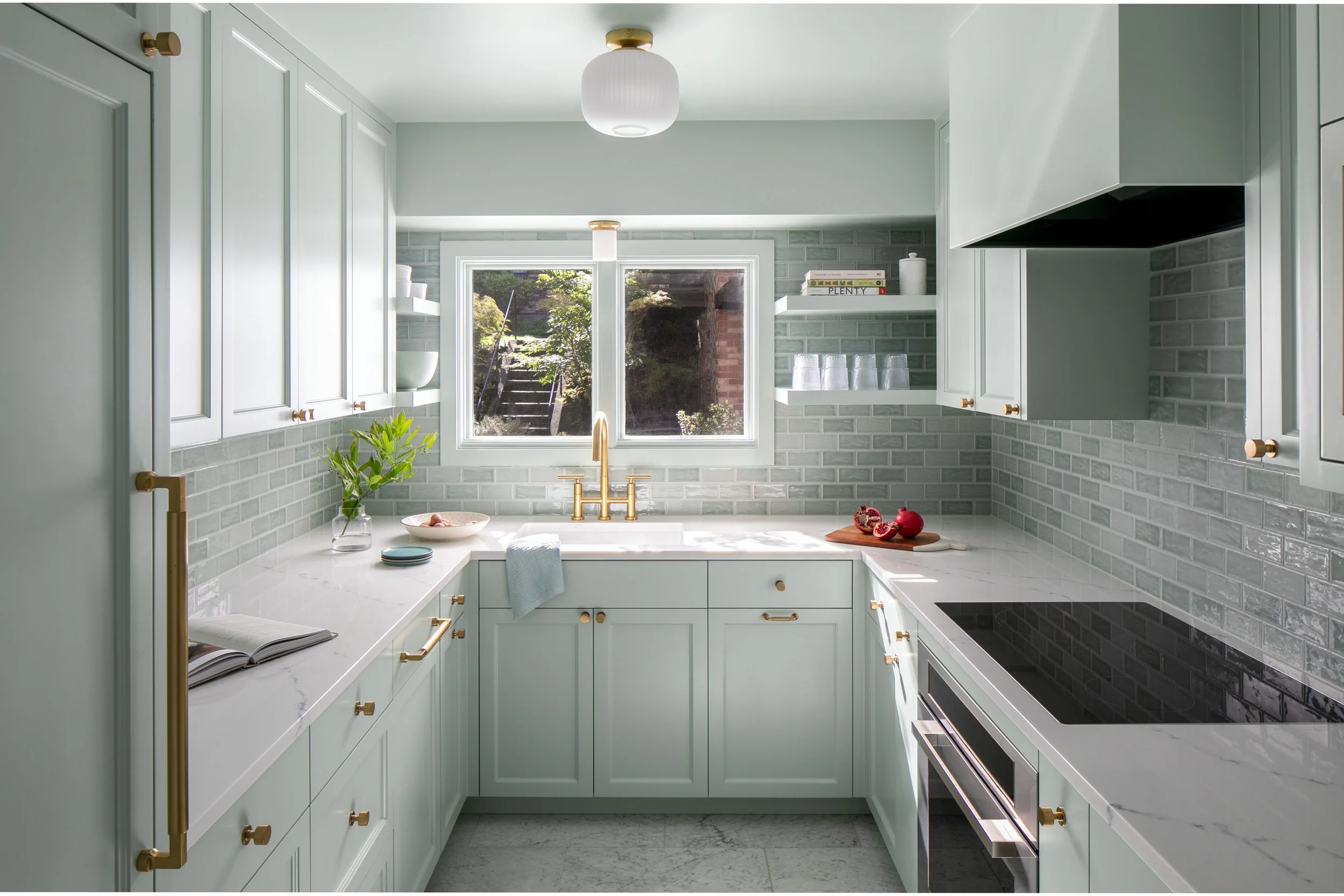 A Portland Heights condo transforms into a soothing and efficient space