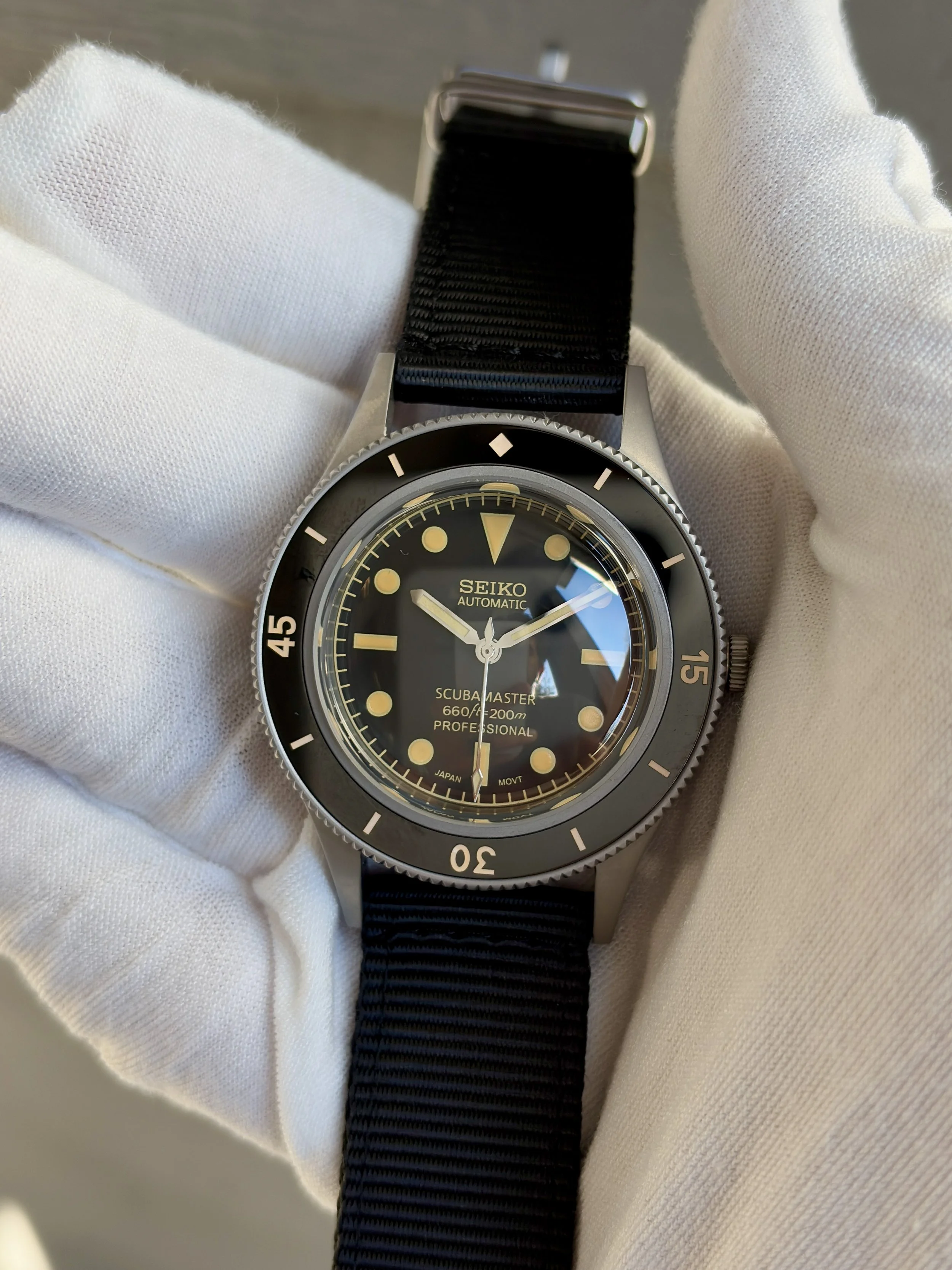 Custom Seiko NH35 Automatic 40mm Ceramic Bezel