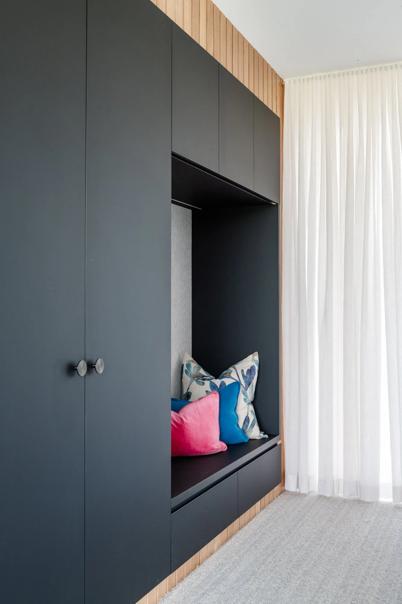 WEB-hannah puechmarin-Design and co Killarney-15.jpg
