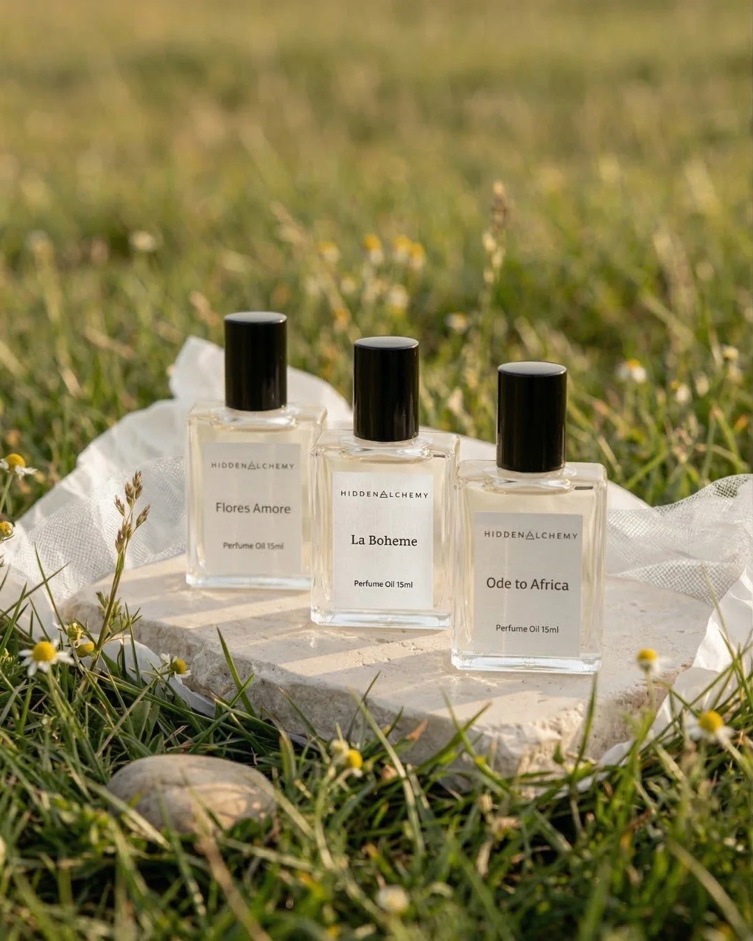 Current status: romanticizing my backyard. 

Does anyone else feel like a fresh scent and a little bit of sunshine can basically fix any bad mood?