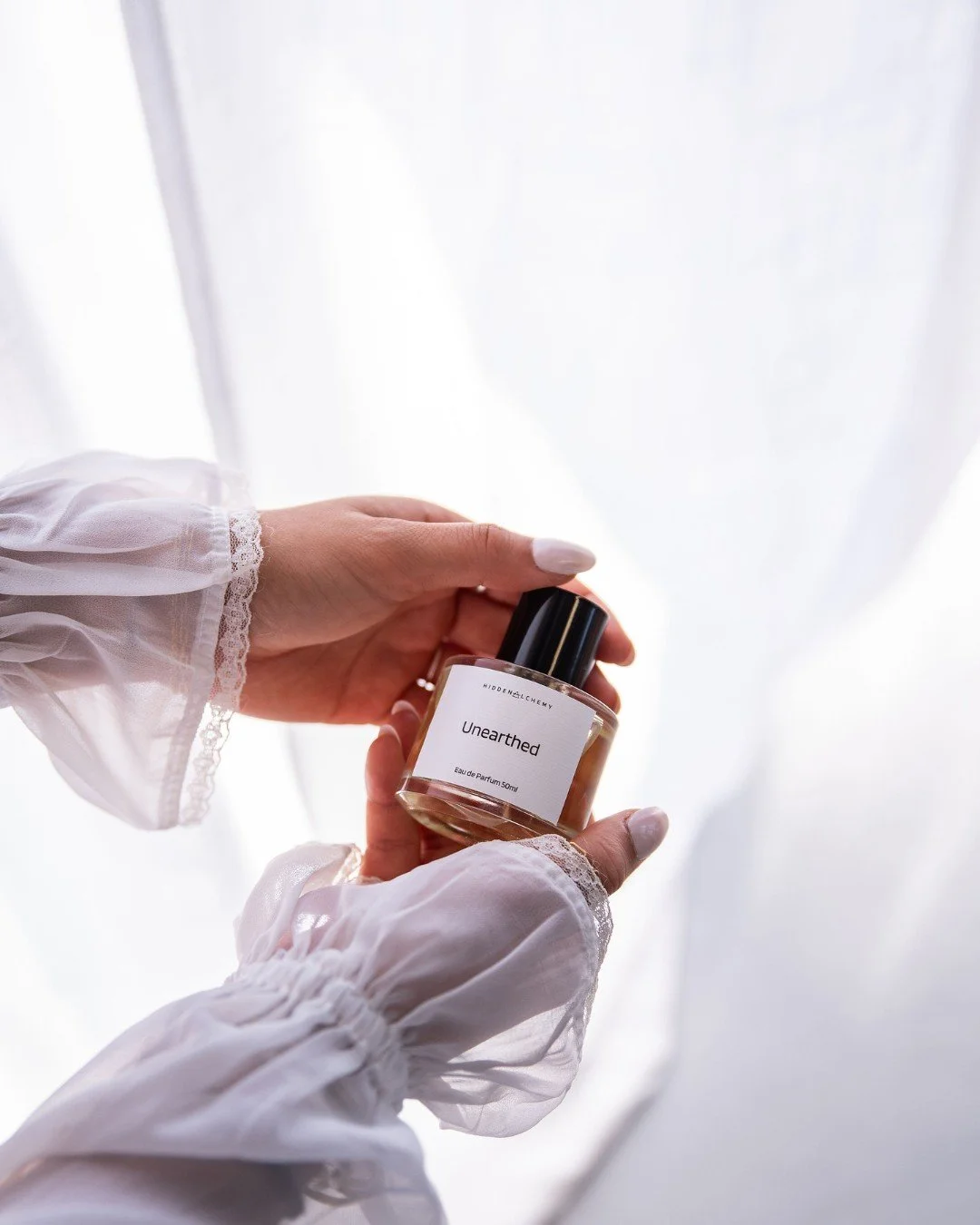 Mondays hit different when you smell this good.
This scent is the one that makes you actually look forward to leaving the house. 

Clean, confident, yours ;)