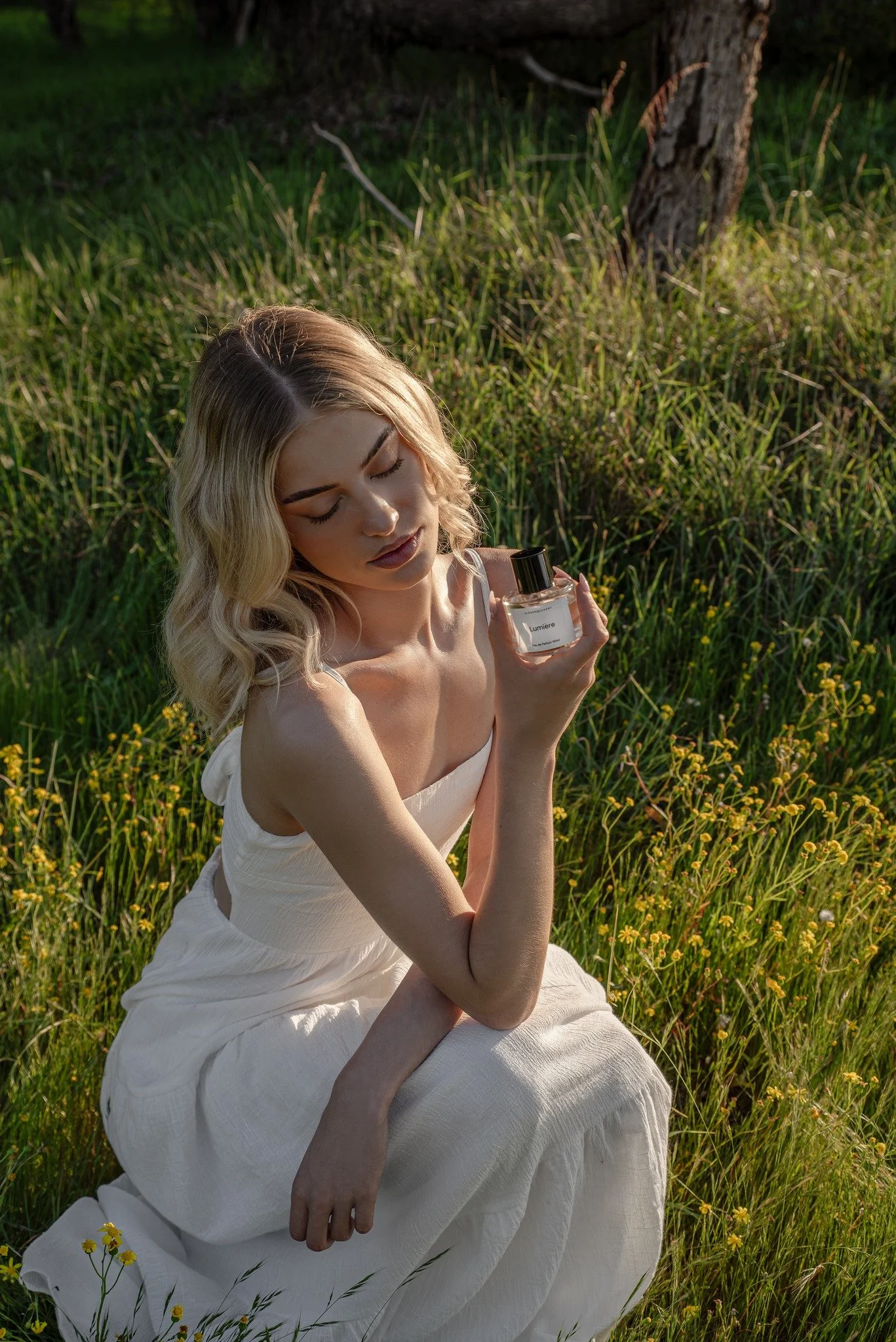 The right scent changes how a whole day feels. This is that scent.
Add Lumi&egrave;re to your cart.