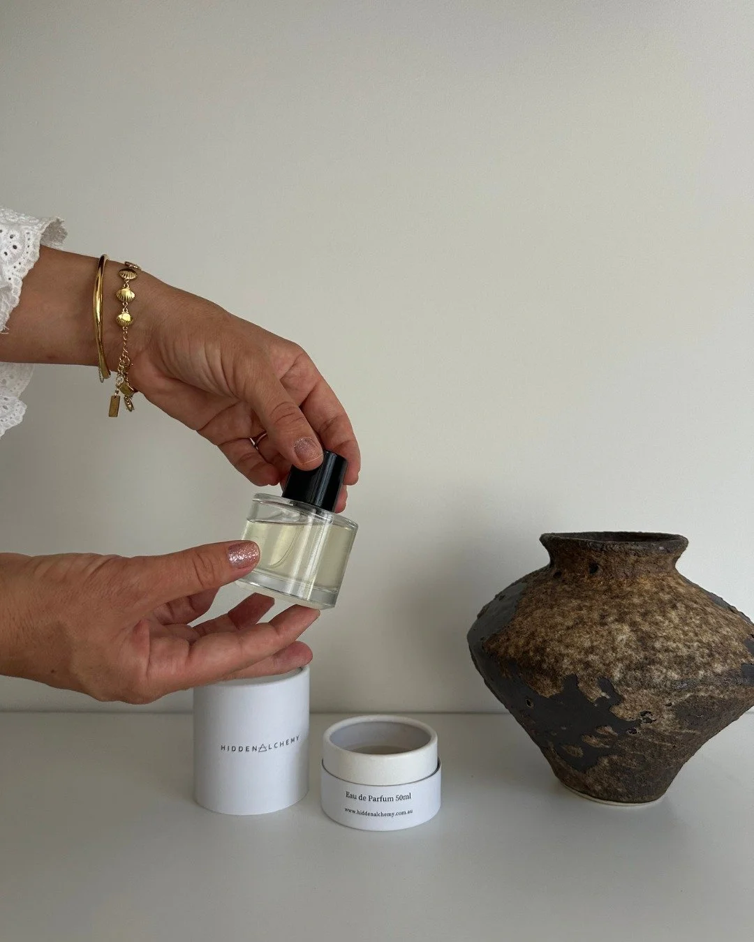 The details are always in the ritual.
Which Eau de Parfum is your fave morning buddy? x