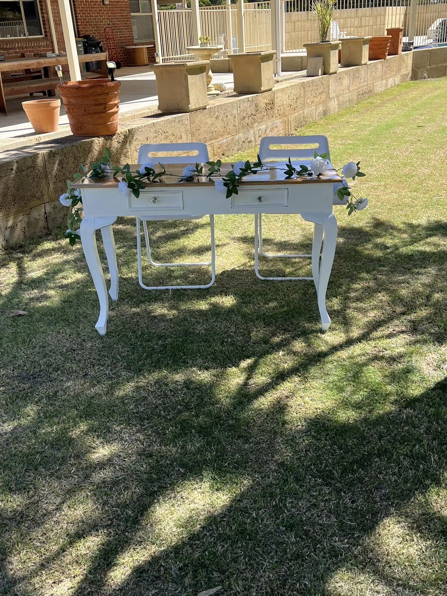 signing table hire.jpg