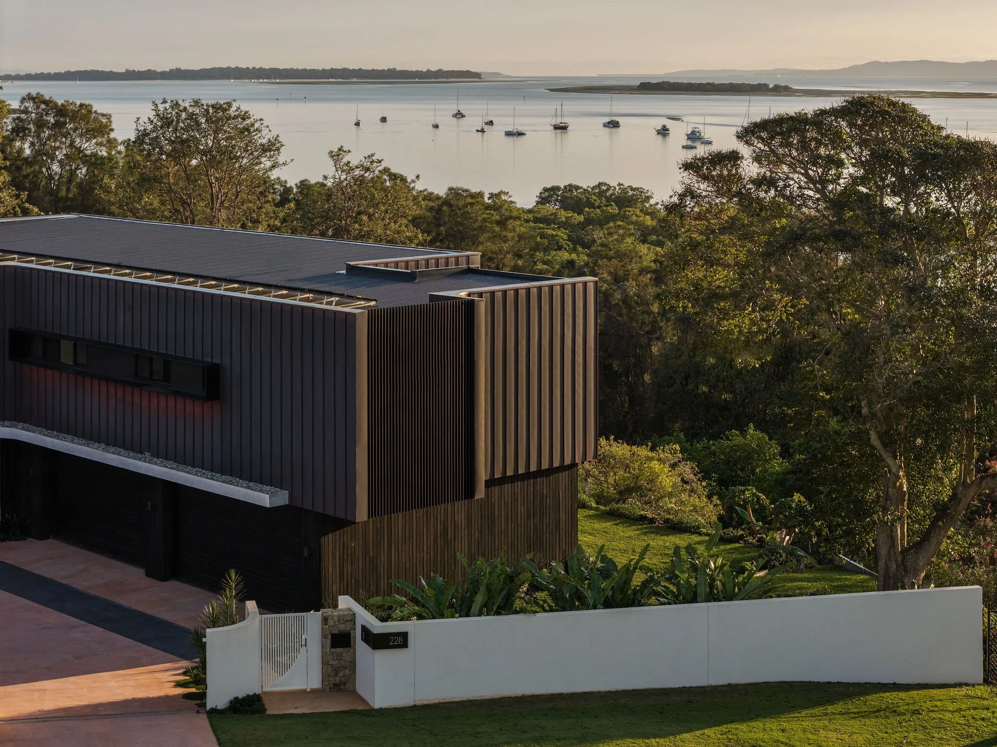 Tim Stewart Architects Bayside House Brisbane (40).jpg