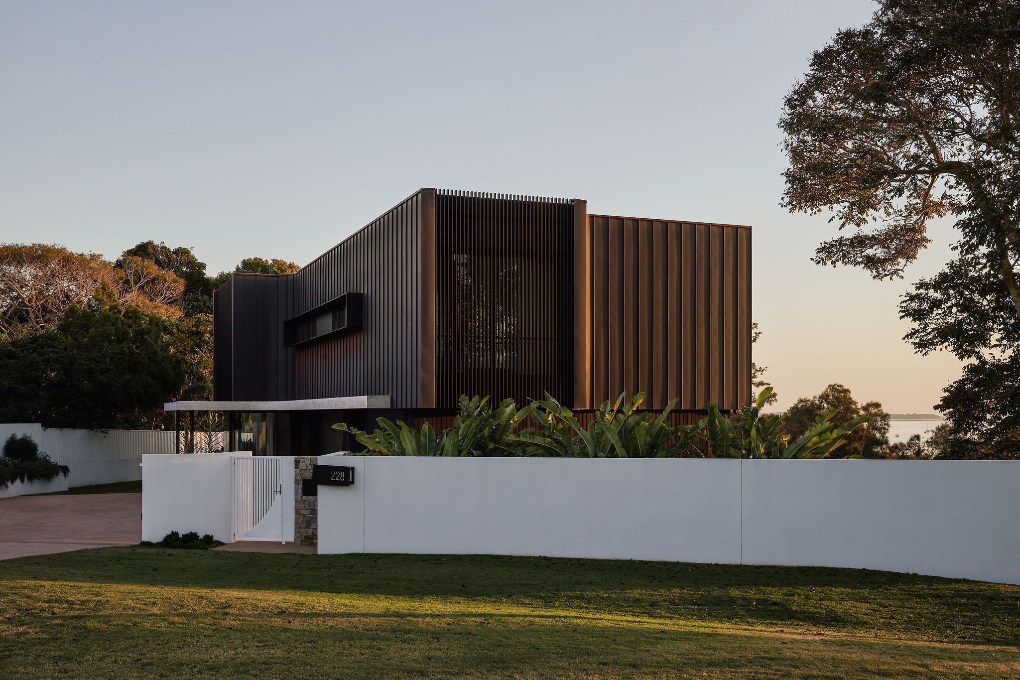 Tim Stewart Architects Bayside House Brisbane (03).jpg