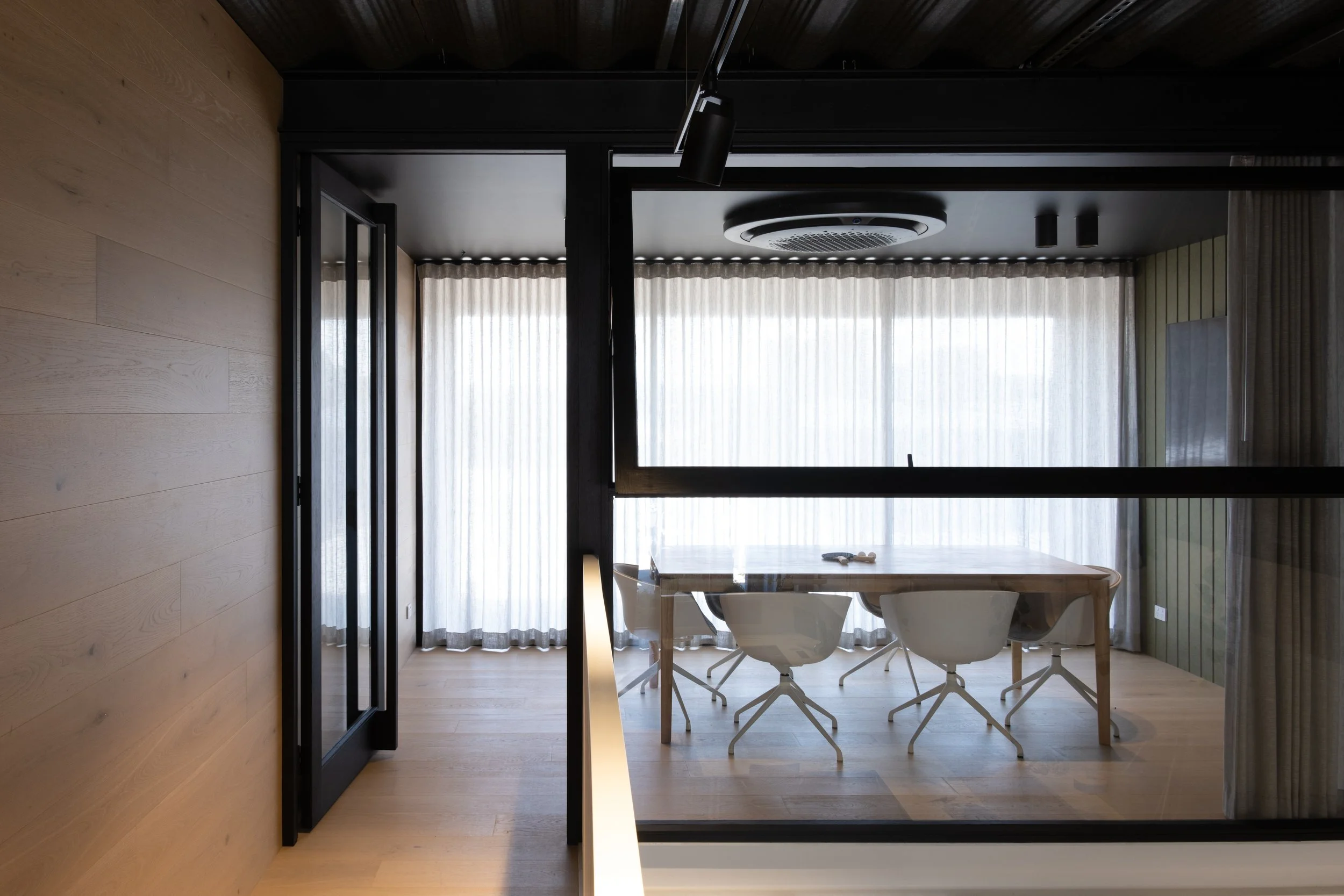 Tim Stewart Architects - Brisbane - Jeays Street (11).jpg
