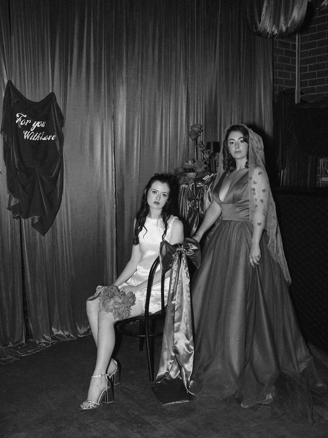 Nobody&rsquo;s talking about it yet&hellip; but winter wedding season is about to have a moment.
 Intimate. Intentional. Effortlessly stylish. 
Elopement-style and Micro celebrations are quickly becoming the go-to for couples who want more meaning an