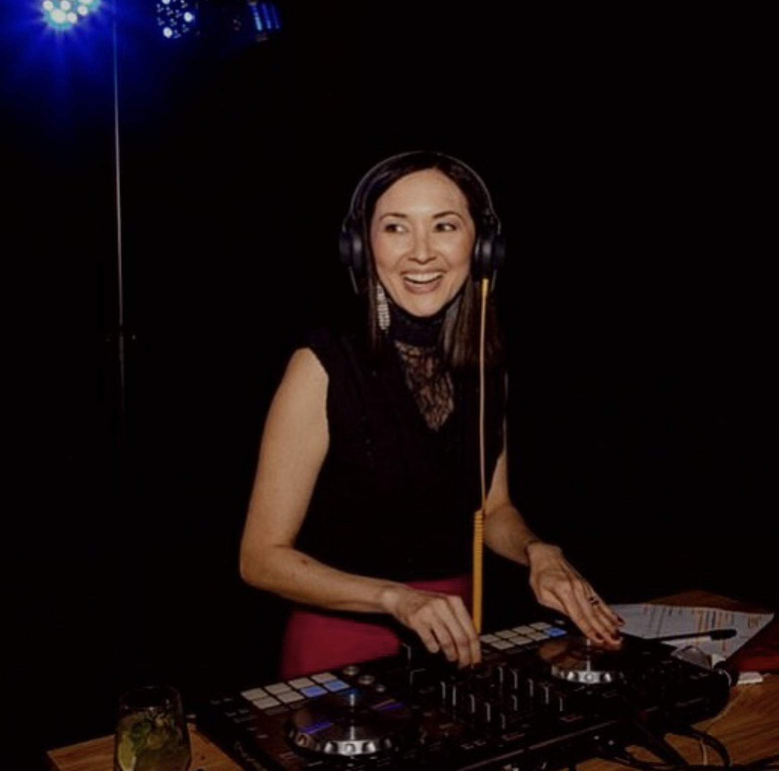 Betty Bloom DJ