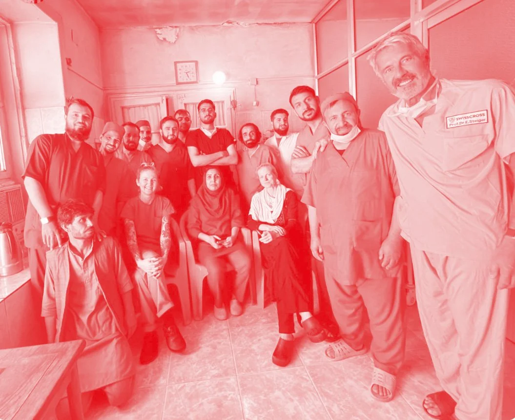 swisscross-foundation-afghanistan-2024-team.jpg