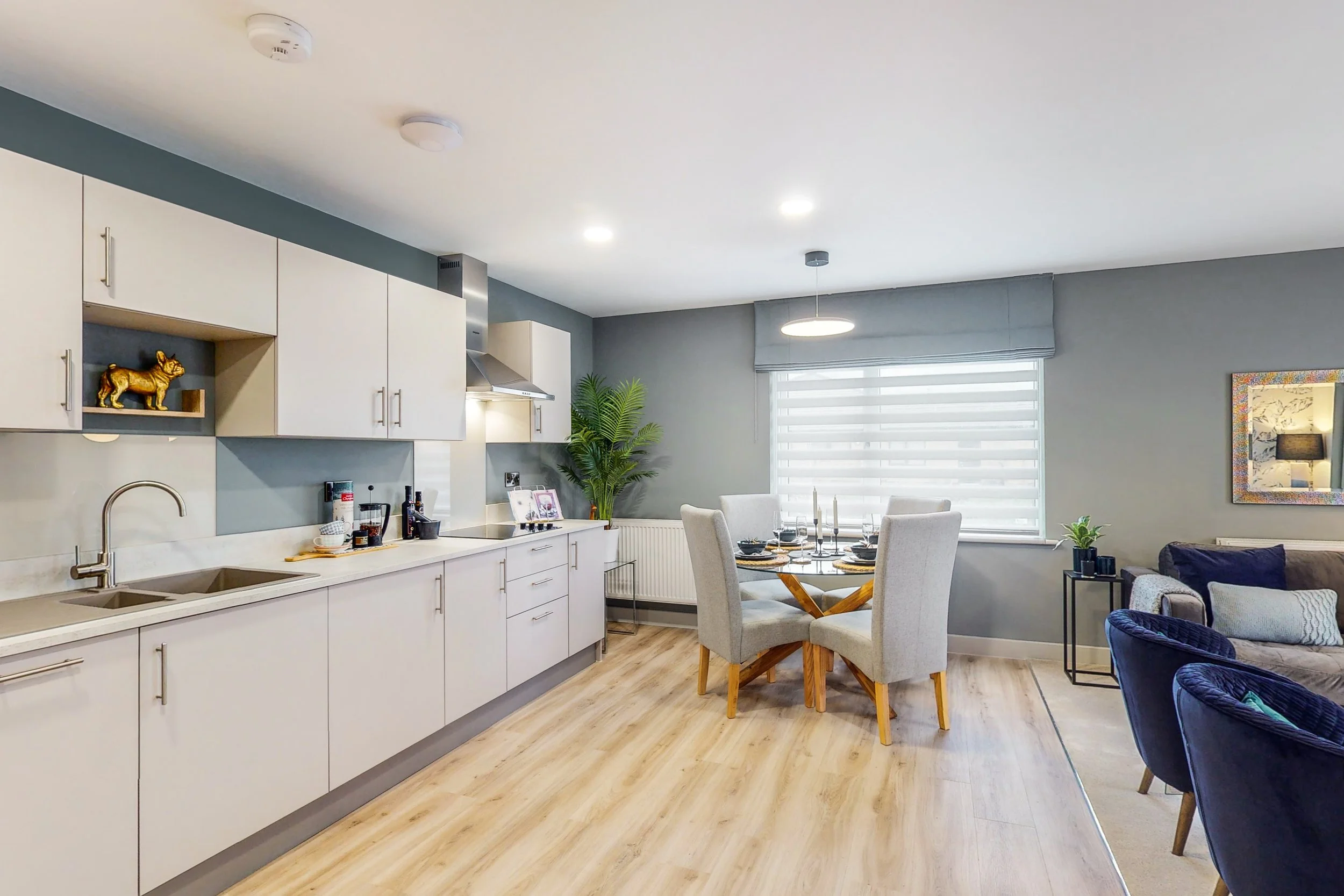 Gusto Kitchen 2.jpg