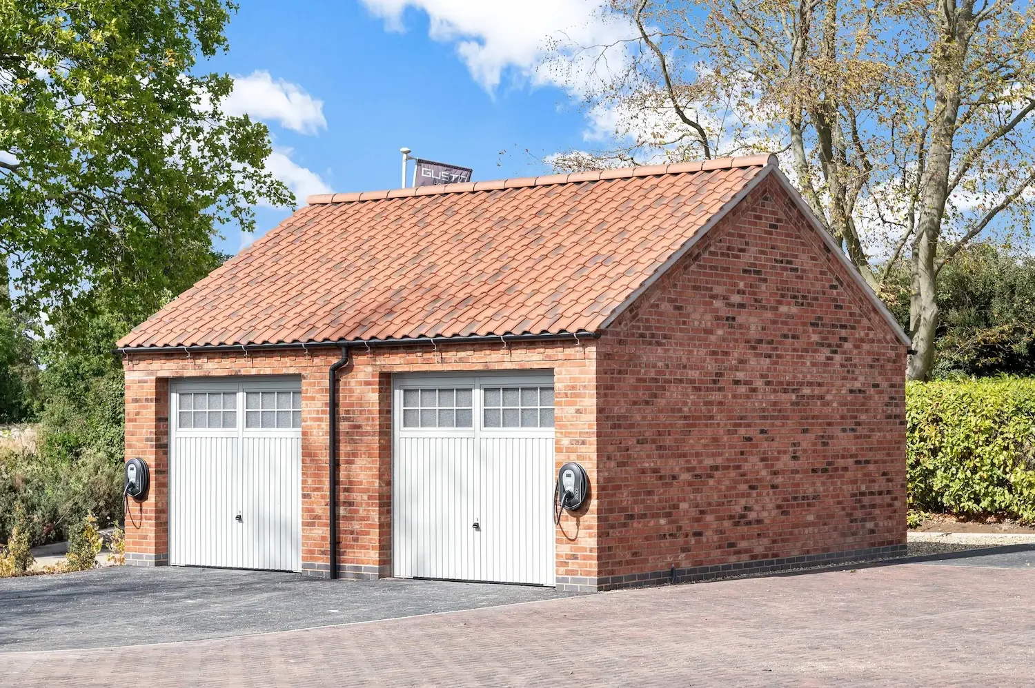 Easthorpe Green Garage.webp