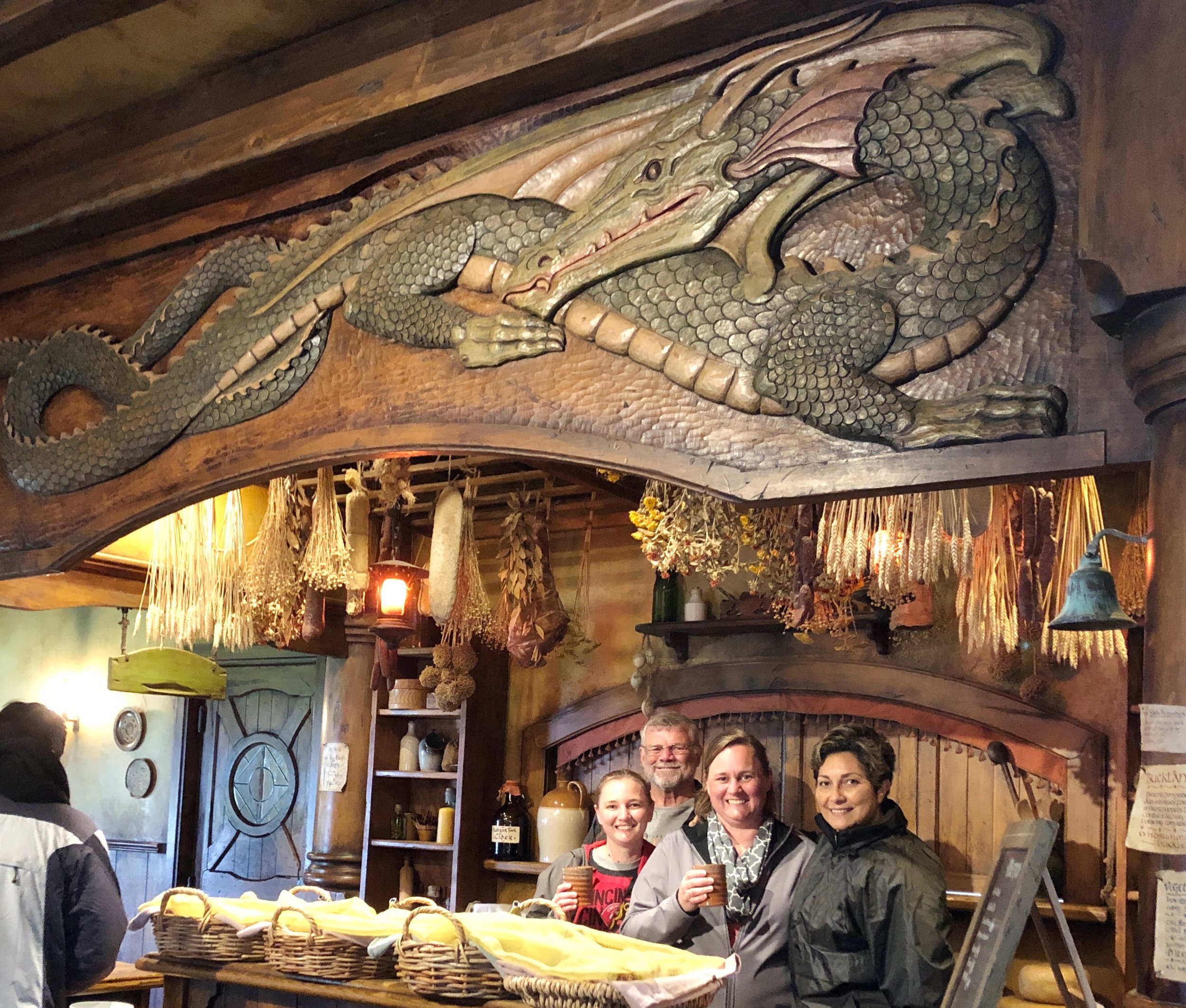 Hobbiton with Tania Green Dragon Inn guests.jpg